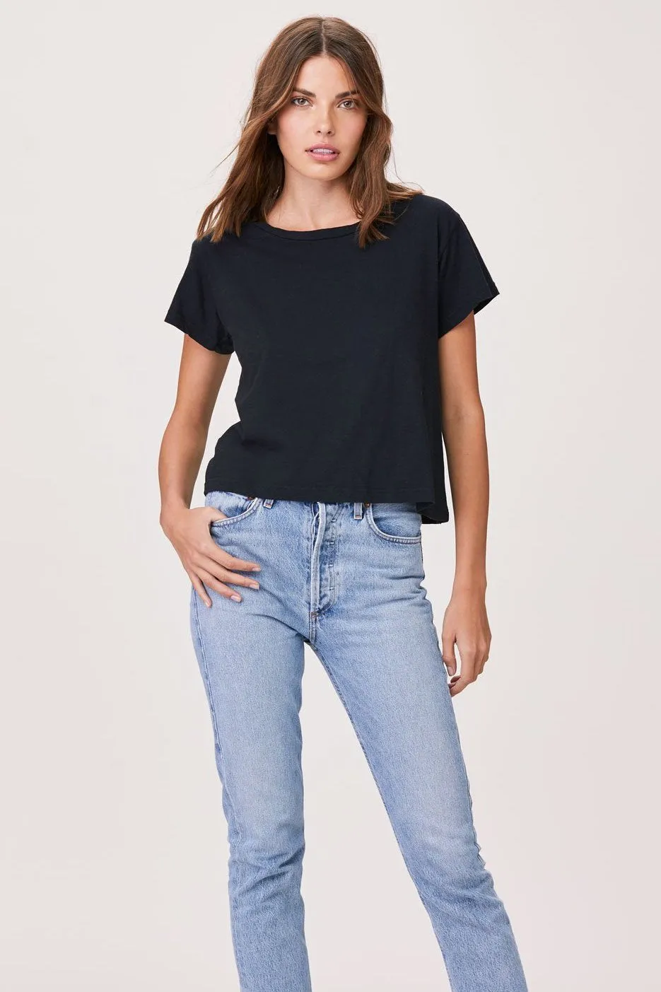 Essential Shaden Crew Neck Tee