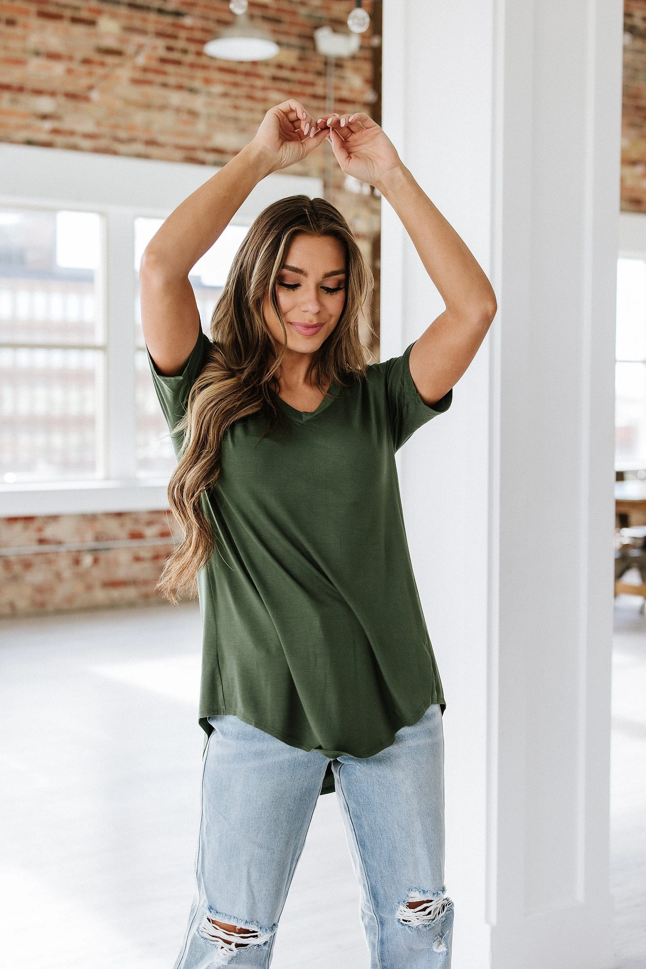 Essential V-Neck