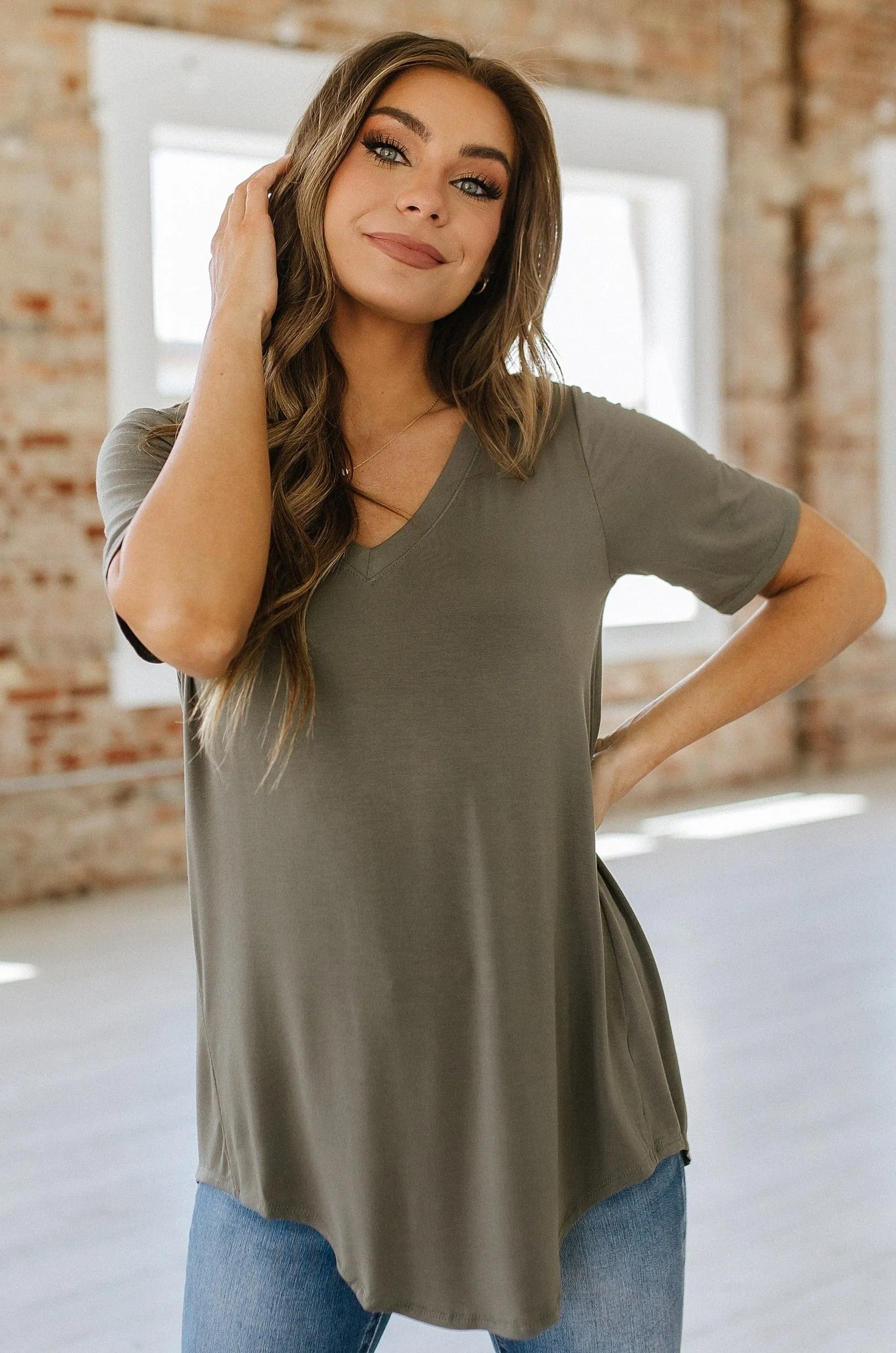 Essential V-Neck