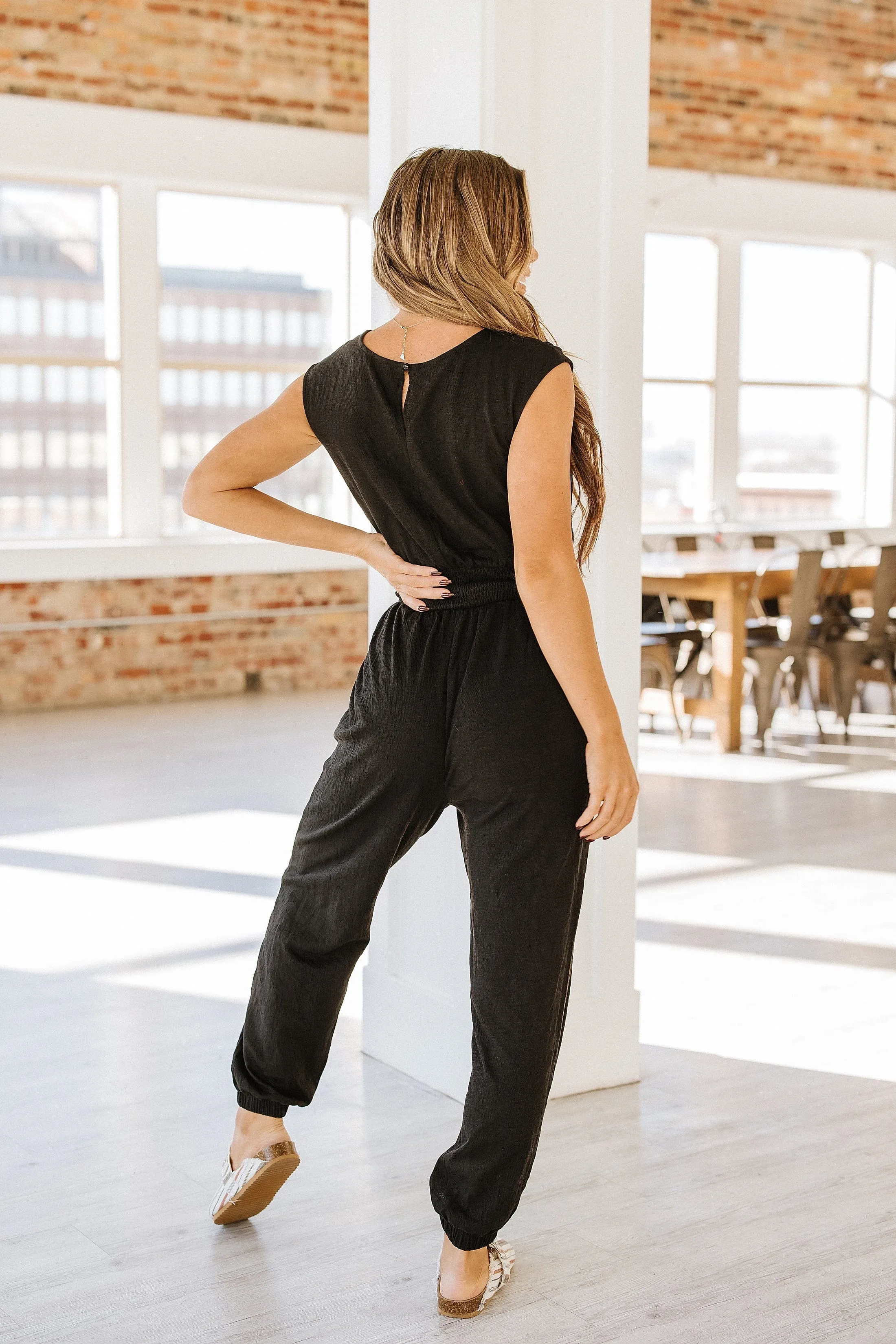 Hazel V-Neck Sleeveless Jumpsuit | DROPSHIP