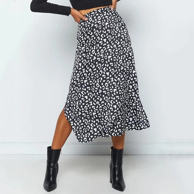 Ladies Leopard Printed Chiffon Skirt