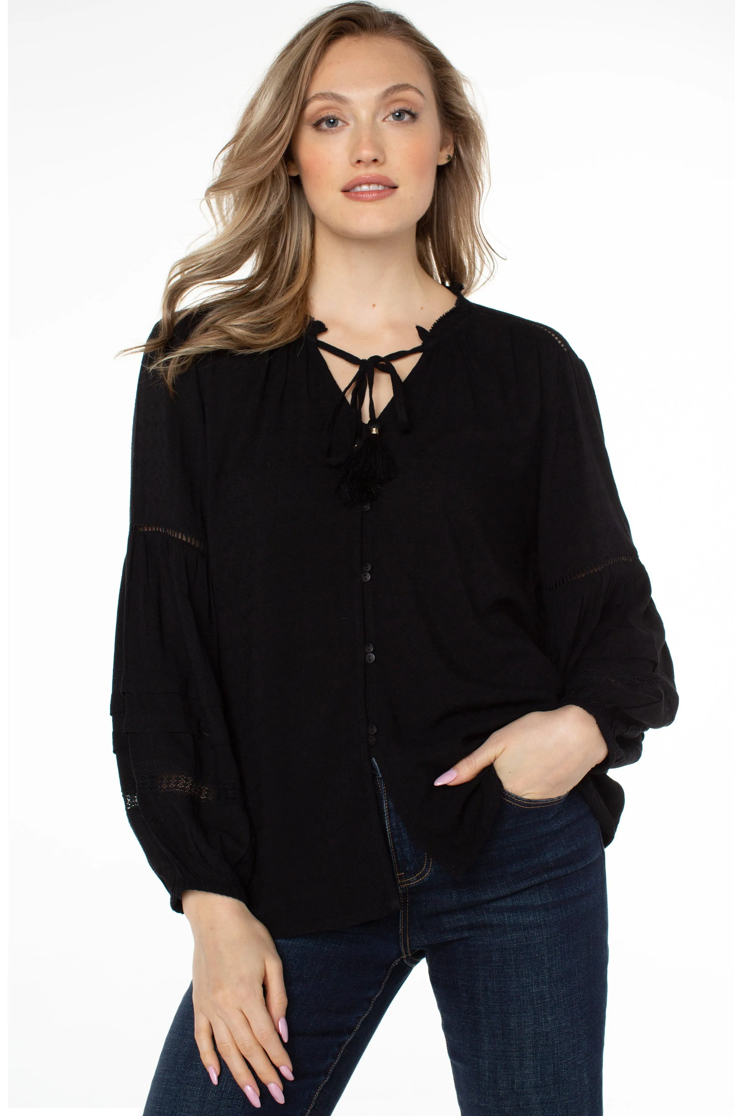 Liverpool Long Sleeve Popover Shirred Blouse In Black