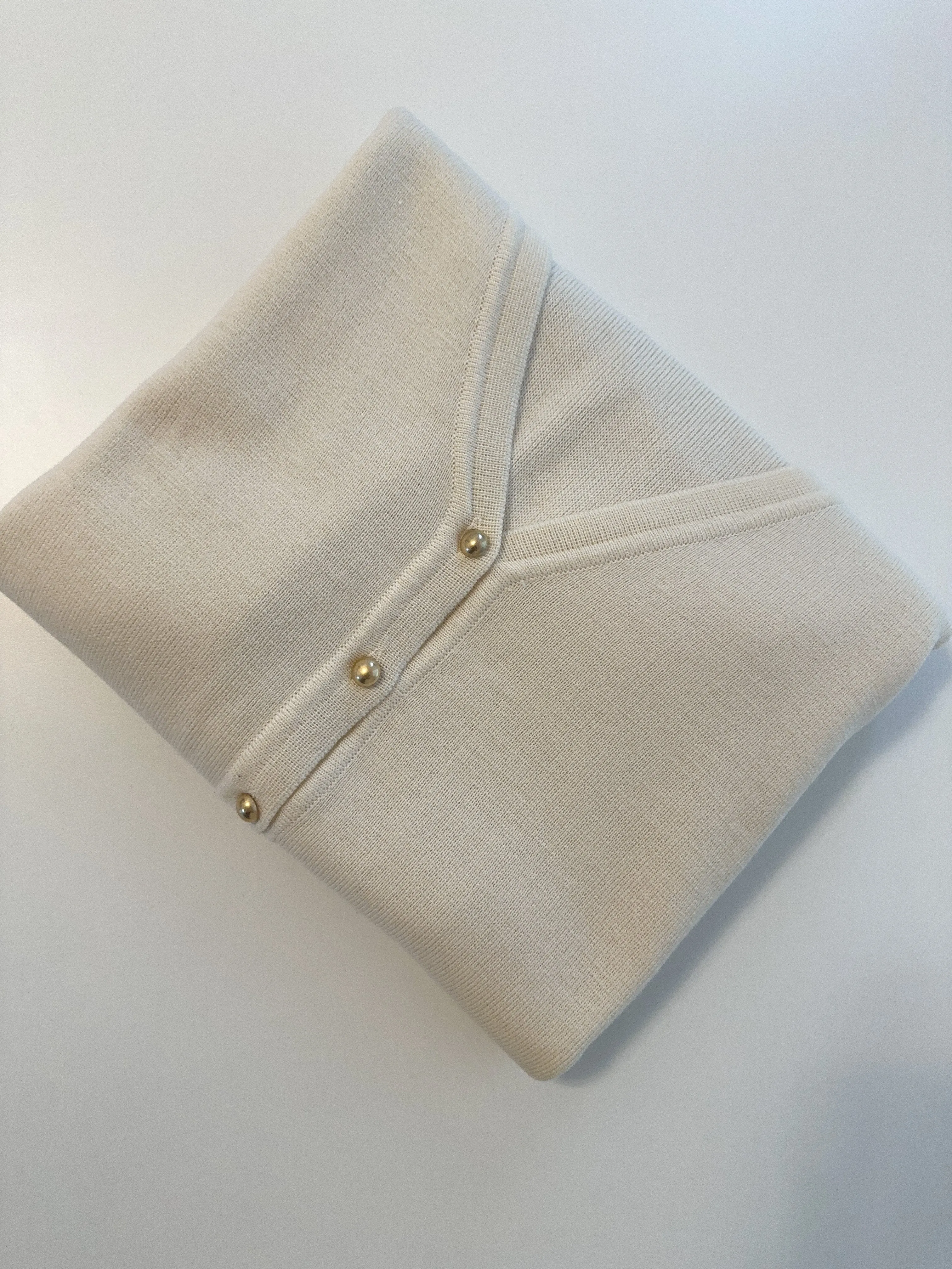 [Ready Stock] 퍼르 Korean Pearl Button Cardigan [2 Colours]